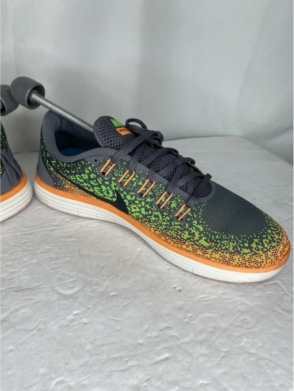 Nike product pair